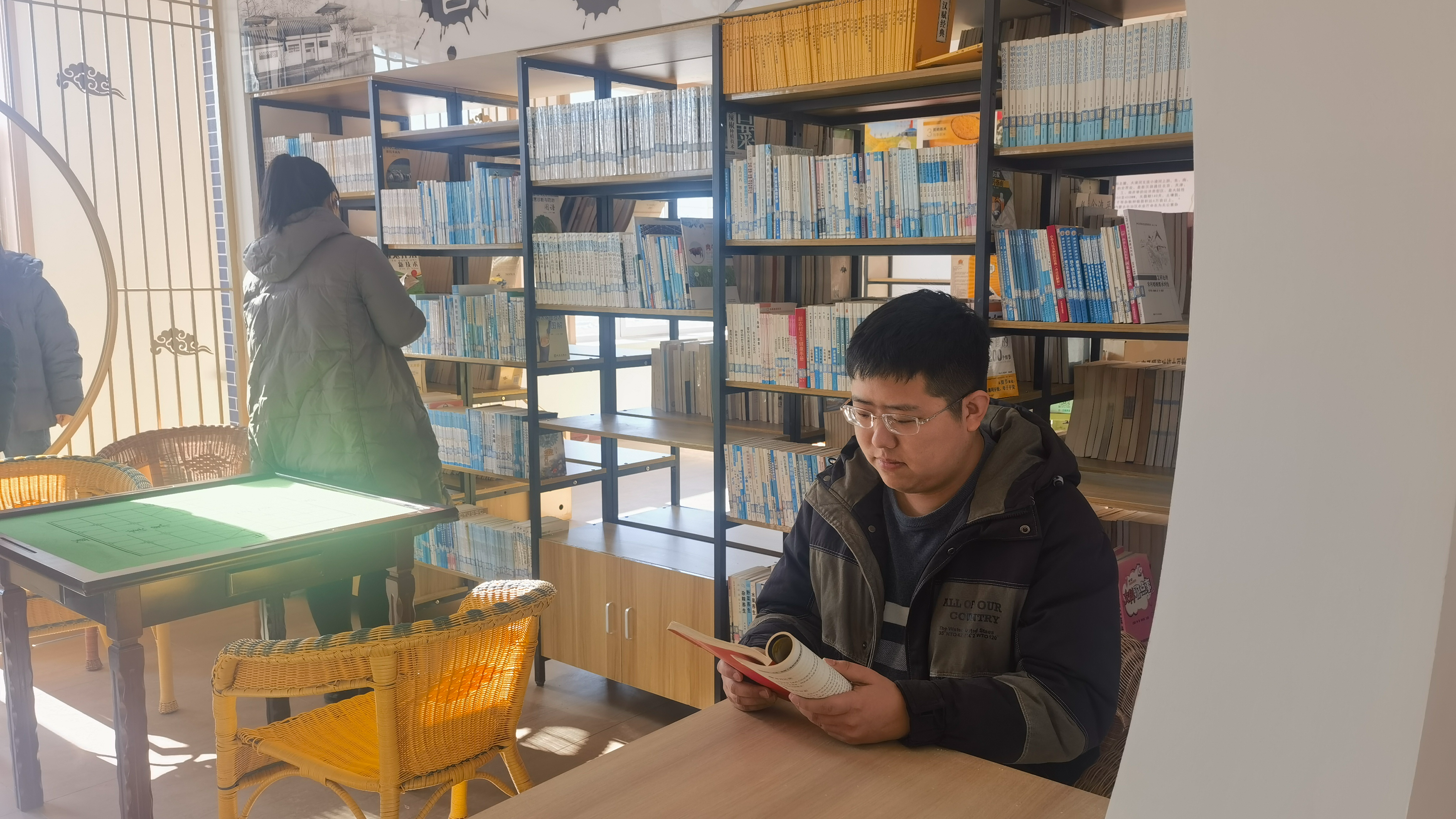 赤峰市敖汉旗：草原书屋成为孕育百姓文化精神的“温室”
