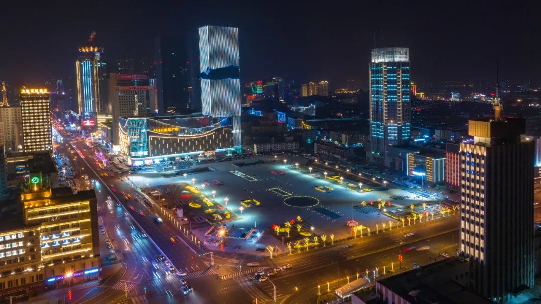 华灯初上夜未央这样的新华广场你打卡了吗