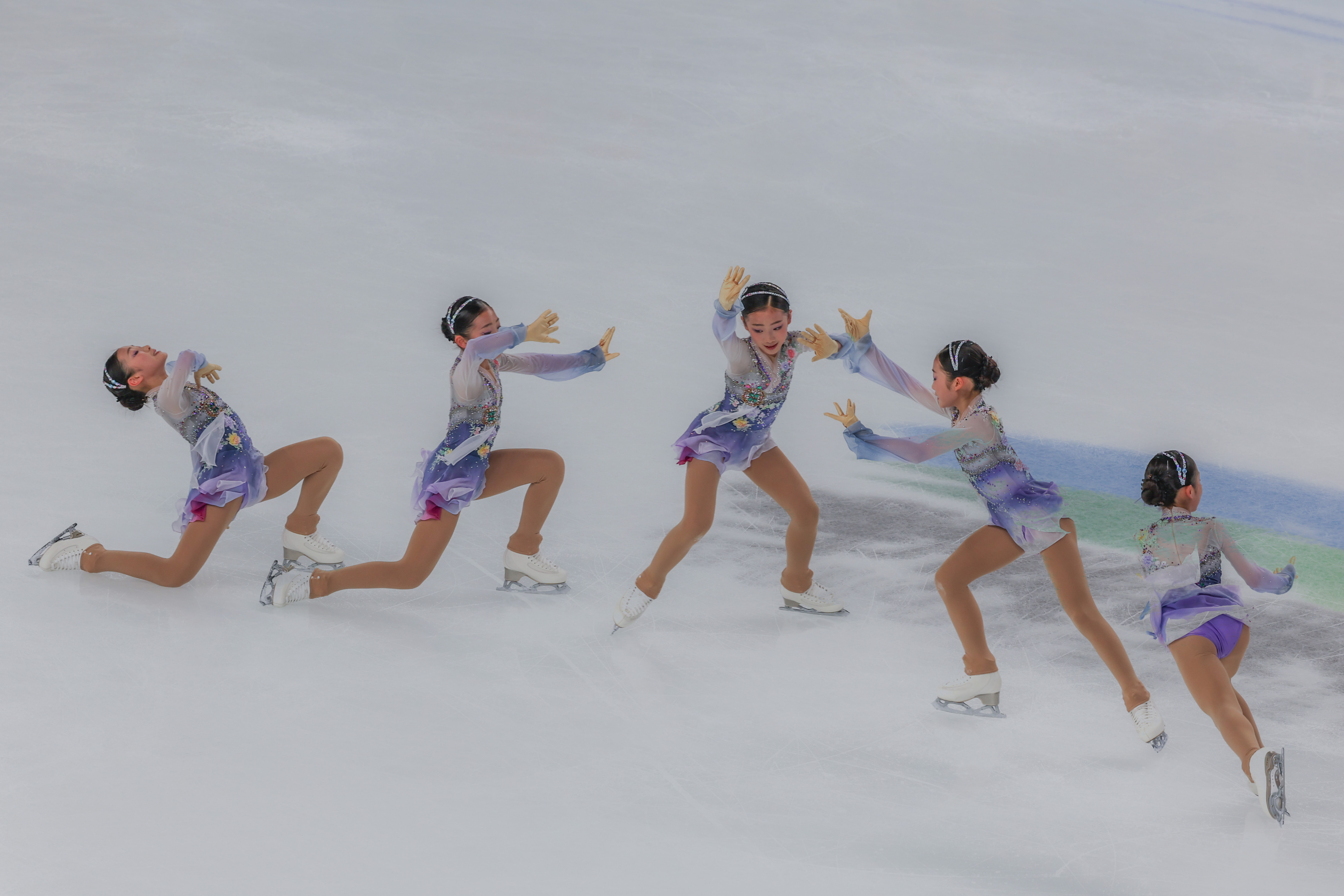 花样滑冰团体赛金牌图片