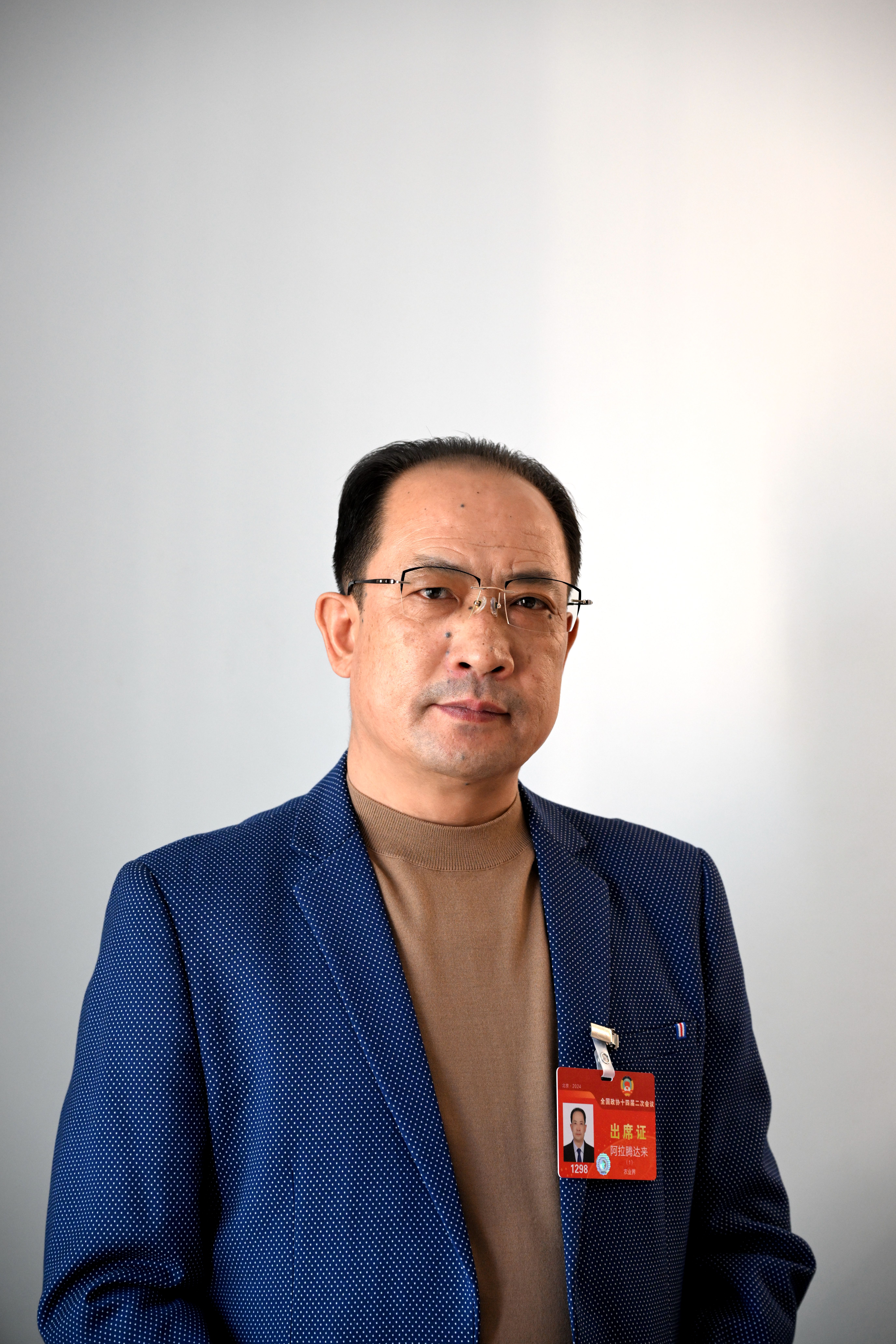 阿拉腾达来全国政协委员,锡林郭勒盟苏尼特左旗乌兰牧骑队长共同富裕